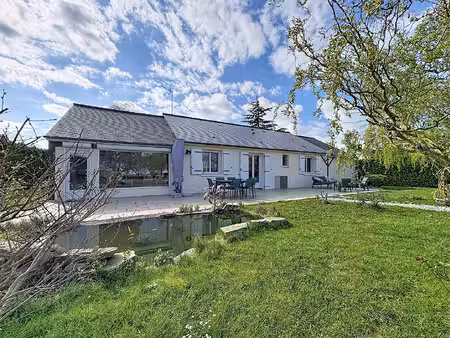 belle maison de plain pied à montreuil en touraine  123 m2 hab sur 2000m² arboré.