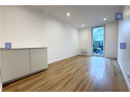 studio / 23m² / mairie de montreuil (ligne 9)