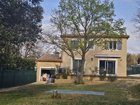 mornas les pins  t5 grand confort avec jardin clos