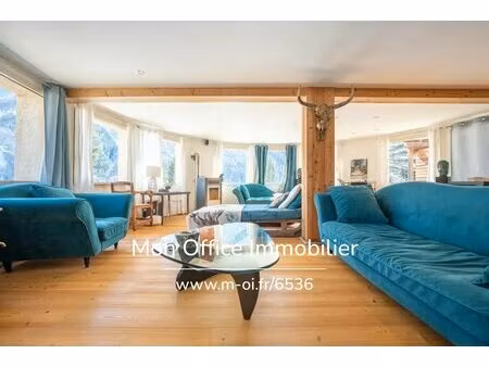 référence : 6536-clg. - appartement rénové de 227m²  avec jardin de 250 m²  à saint-véran