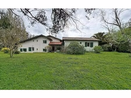 maison ustaritz 218.49 m² t-9 à vendre  995 000 €
