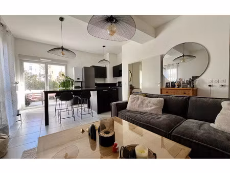 appartement brignais 54.27 m² t-2 à vendre  240 000 €