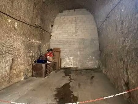 vente entrepôt bougival 78380 23m² à 50m²