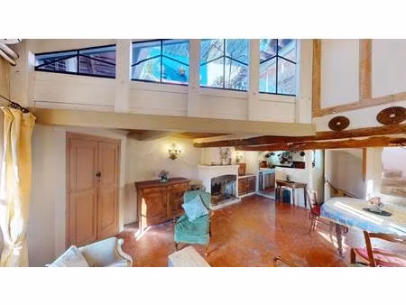 flayosc centre village? maison du xviie  terrasse tropezienne