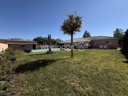 maiosn t7 familiale de 150m2 plain pied avec piscine et garage