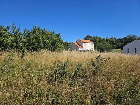 terrain constructible viabilisé de 7 ares 28 situé à arry 57 680