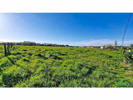 st remy terrain constructible 751m²