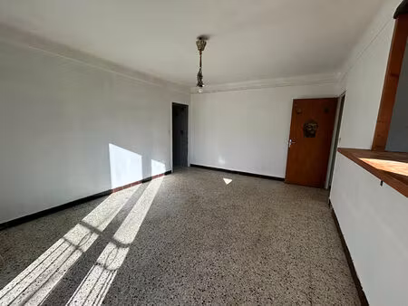 a vendre entraigues sur la sorgue appartement 3 pièce(s) 70 m²