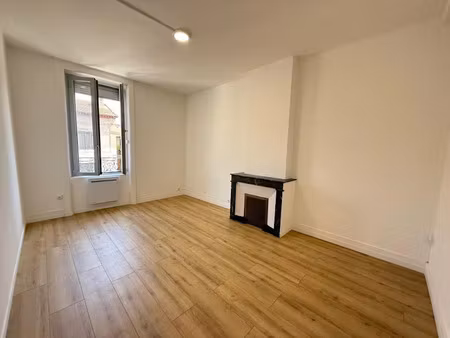 location appartement 2 pièces 36 m² à la grand-croix (42320)  445 €