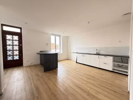 location appartement 3 pièces 66 m² à la grand-croix (42320)  530 €