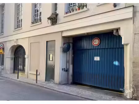 places de parking à vendre rue des guillemites paris 4