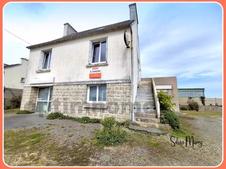maison 180 m² saint derrien (29) - ancien commerce  gros potentiel