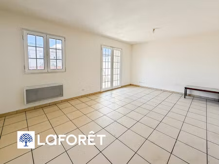 appartement 2 pièces à louer à sainte geneviève des bois - réf 14619