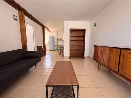 orleans sud - appartement meuble 2 pieces de 40.14 m2 -