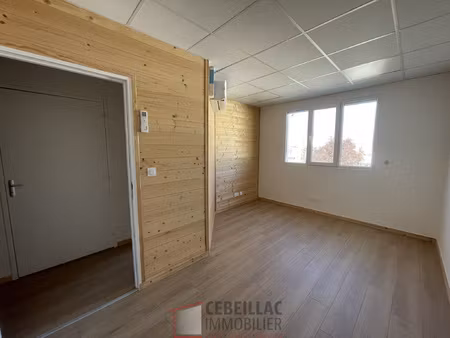 local commercial 3 bureaux le brezet