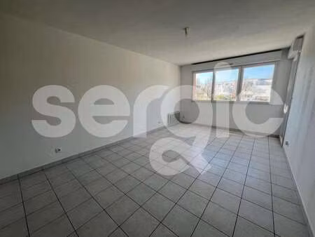 location appartement 2 pièces à bouguenais (44340) : à louer 2 pièces / 43m² bouguenais