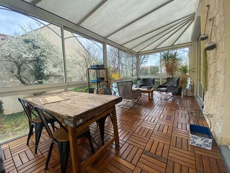 hôtel particulier  apt duplex de 5 pièce(s)  150m²  avec jardin  sur sous sol partiel en c
