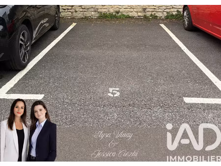 vente parking undefined m²