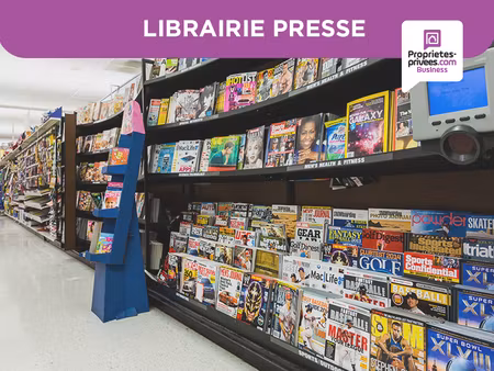 75007 paris - presse librairie jouets souvenirs tour eiffel