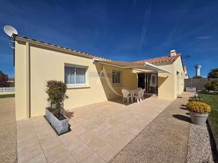 vente maison à apremont (85220) : à vendre / 117m² apremont