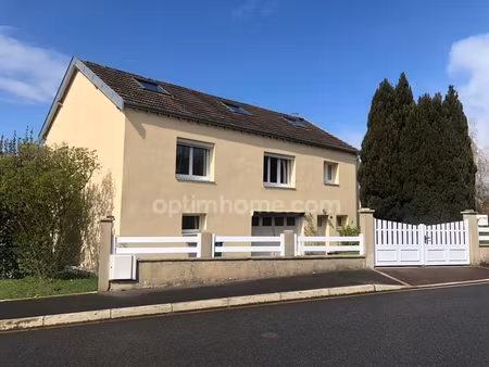maison individuelle rénovée sur sous-sol  très lumineuse  4 chambres possibles  sur terrai