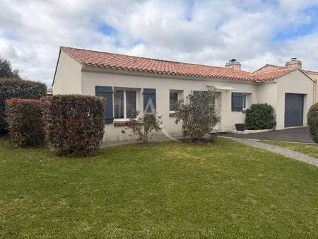 vente maison à saint-mars-de-coutais (44680) : à vendre / 91m² saint-mars-de-coutais