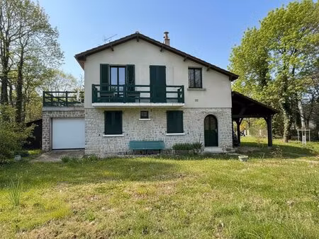 maison de caractère dans environnement calme