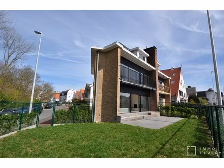 huis te huur in knokke-heist met 4 slaapkamers