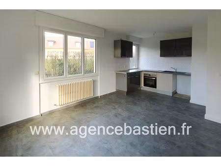 location appartement 2 pièces 44 m² à grilly (01220)