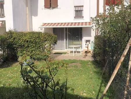 au coeur de cambo-les-bains maison mitoyenne t3 en duplex