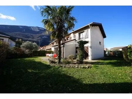 maison de 4 chambres de luxe en vente à saint-jeure-d'ay  auvergne-rhône-alpes