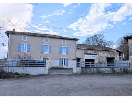vente maison 156 m² à genouillac (16270)  129 600 €
