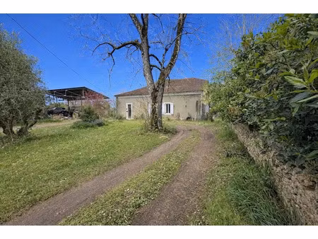vente maison 5 pièces 212 m² à laujuzan (32110)  154 000 €