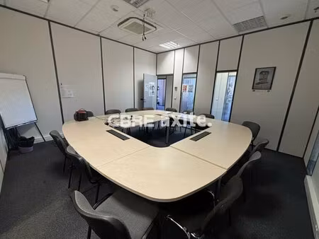 location local professionnel 233m² epagny metz tessy 74330