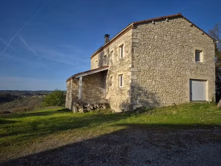 a vendre saint pierre lafeuille (46) maison en pierre 6 pièces de 170m² habitables - terra