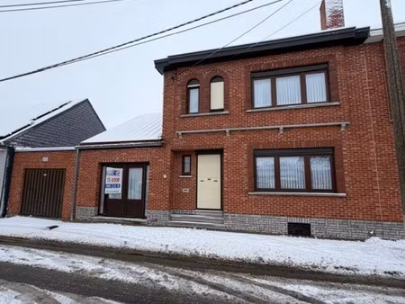 ruime woning met tuin en garage te landen (attenhoven)