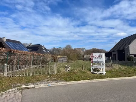 bouwgrond voor open woning van 1.334m²