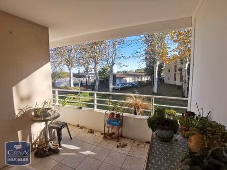 location appartement 2 pièces 49m² mont de marsan 40000