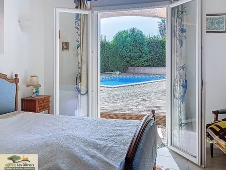 villa quatre chambres et un bureau