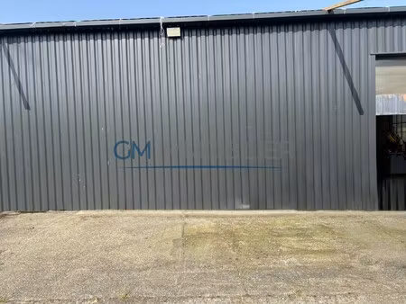 location local commercial