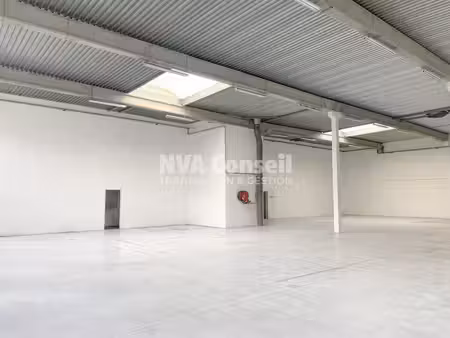 location entrepôt 543m²