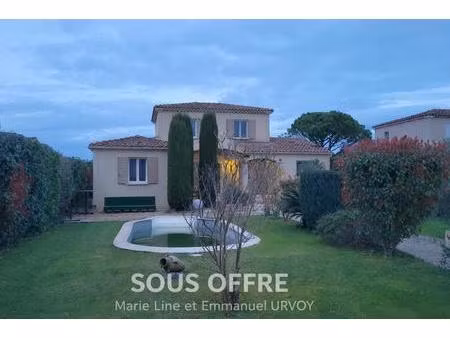 graveson 13690 - maison 5 pièces - jardin - piscine- garage