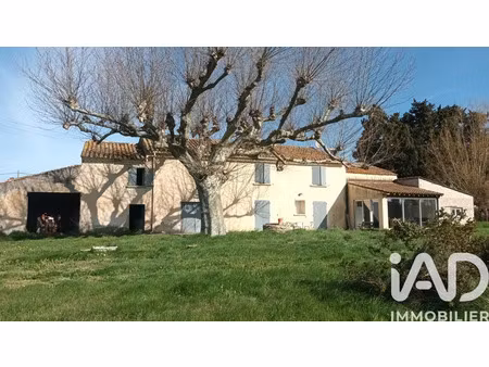 mas à monteux (84170)