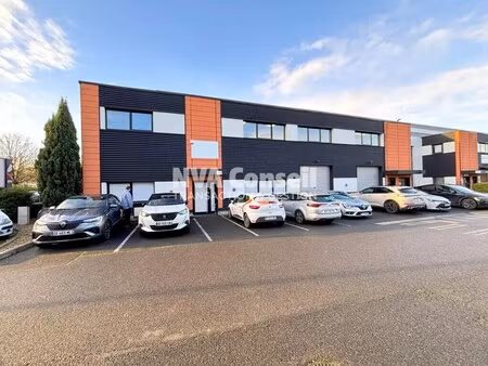 location entrepôt 290 m²