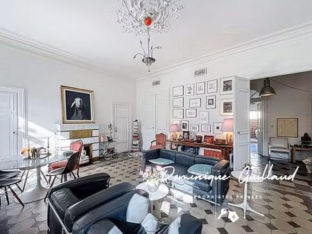 nîmes -maison carré