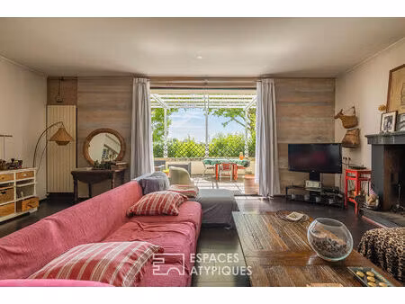 ancienne épicerie transformée avec vue garonne et jardin