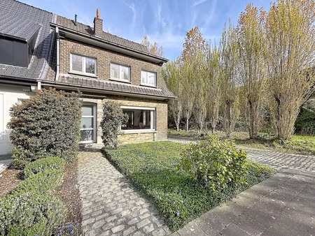 huis te koop in kortrijk met 3 slaapkamers