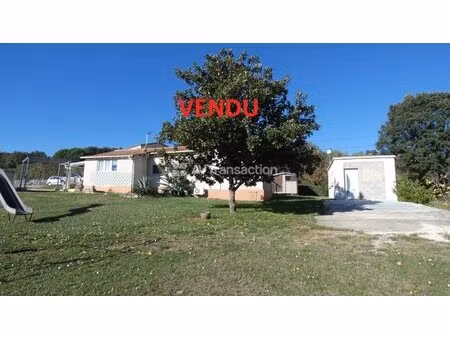maison  dépendance  piscine sur grand terrain à bâtir