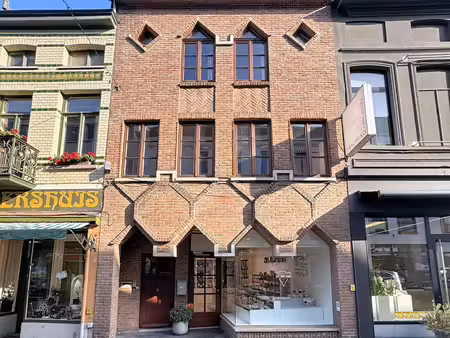 commercieel te koop in zottegem met 4 slaapkamers