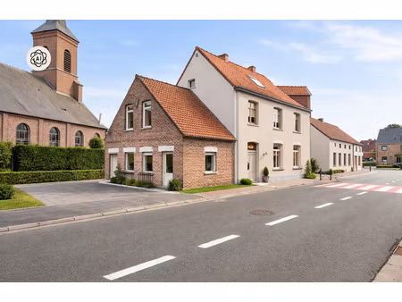 huis te koop in mont-de-l'enclus met 4 slaapkamers